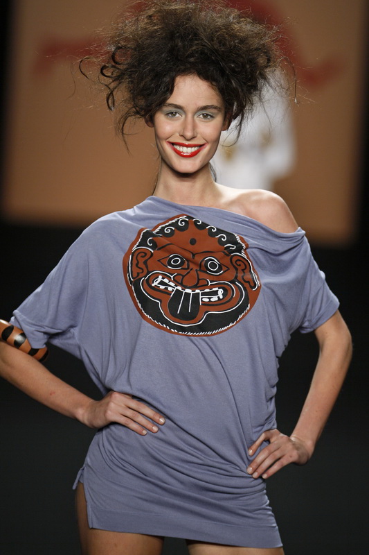  Vivienne Westwood 09ĸDƬ