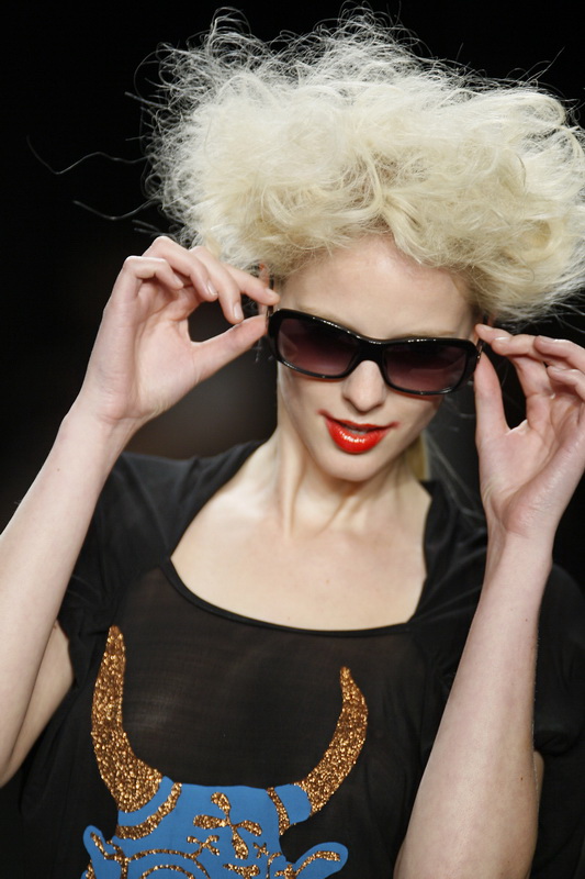 (gu) Vivienne Westwood 09ĸDƬ