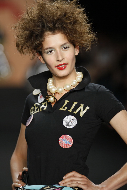  Vivienne Westwood 09ĸDƬ