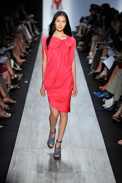 Bcbg MaxAzria 09ĸDƬ