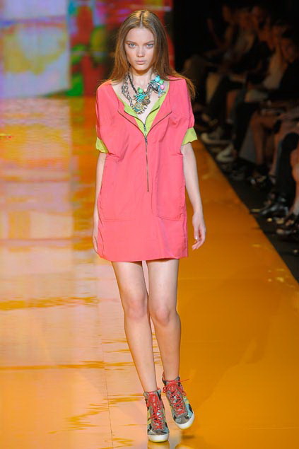 DKNY 09ĸDƬ