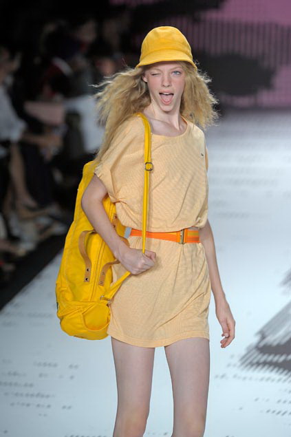 Lacoste 09ĸDƬ