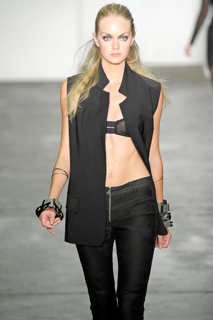 Alexander Wang 09ĸDƬ