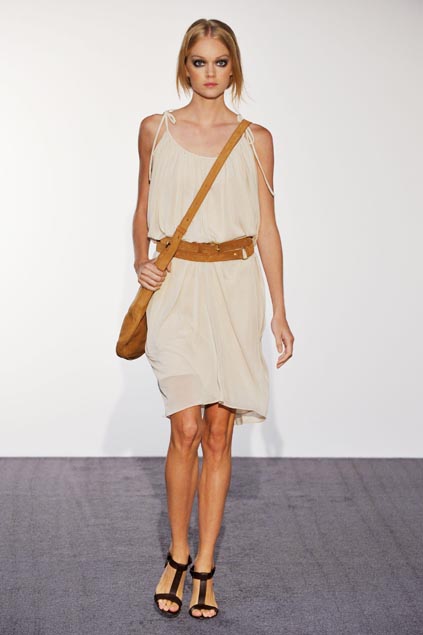 Halston 09ĸDƬ