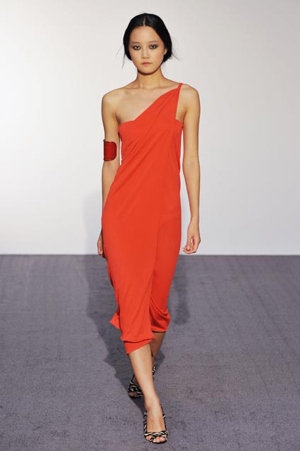 Halston 09ĸDƬ