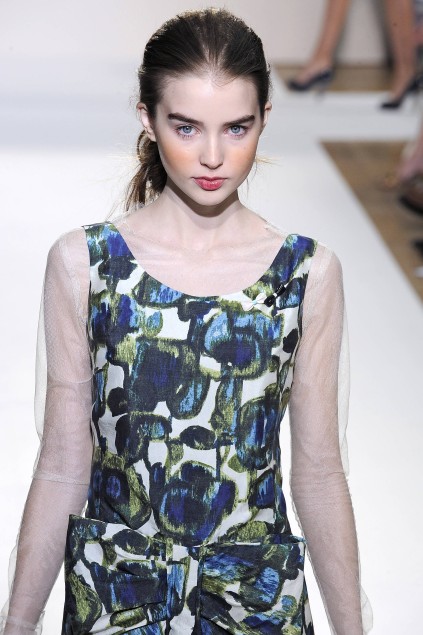 Nicole Farhi 09ĸDƬ