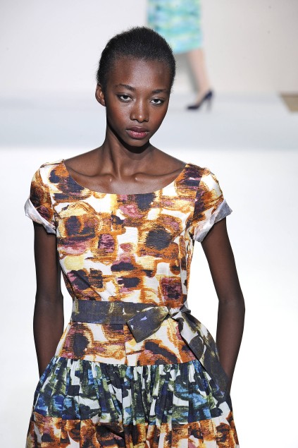 Nicole Farhi 09ĸDƬ