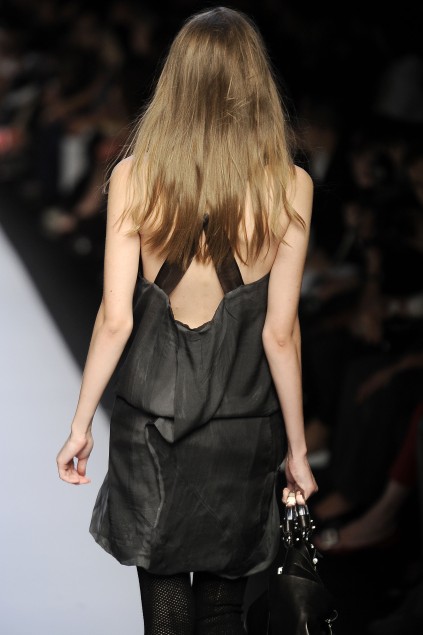 C N C by Costume National 09ĸDƬ