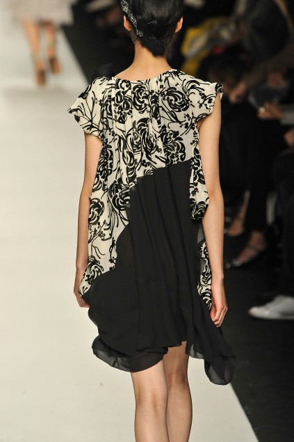 Antonio Marras 09ĸDƬ