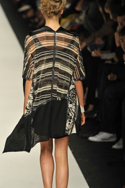 Antonio Marras 09ĸDƬ