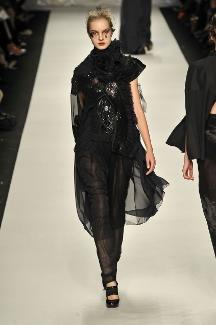 Antonio Marras 09ĸDƬ