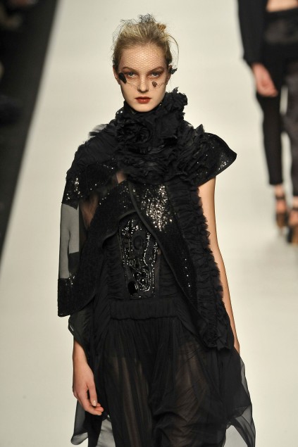 Antonio Marras 09ĸDƬ