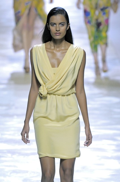 Blumarine 09ĸDƬ