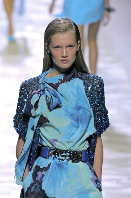 Blumarine 09ĸDƬ