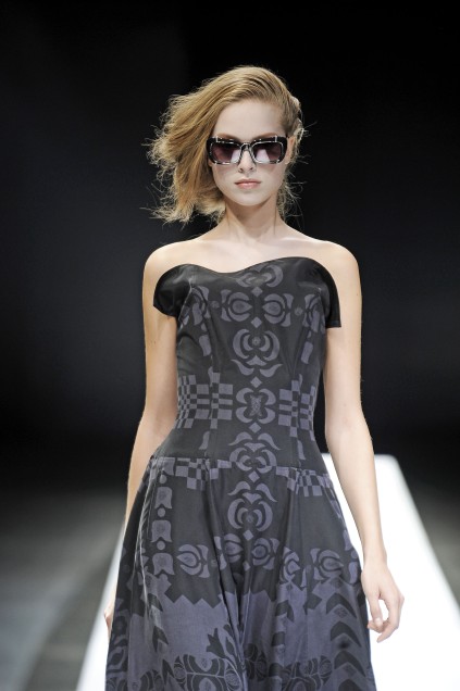Yohji Yamamoto 09ĸDƬ