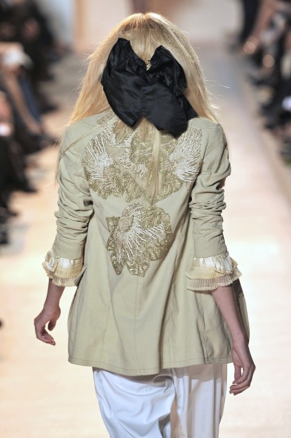 Christian Lacroix 09ĸDƬ
