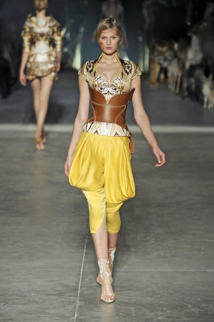 Alexander Mcqueen 09春夏