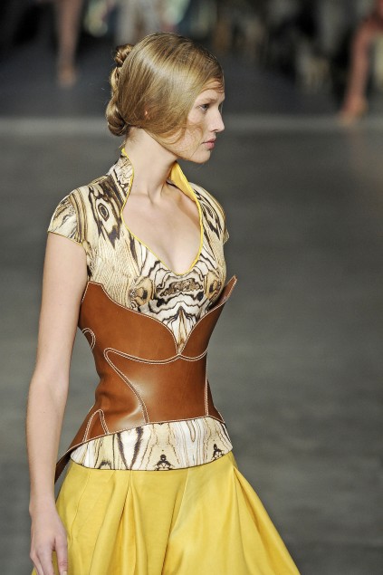 Alexander Mcqueen 09春夏
