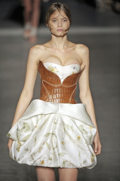 Alexander Mcqueen 09春夏