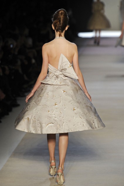 Giambatista Valli 09ĸDƬ