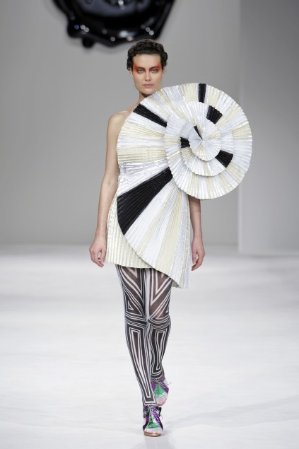 Viktor & Rolf 09ĸDƬ