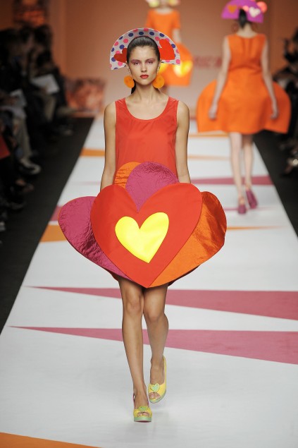 Agatha Ruiz de la Prada 09ĸDƬ