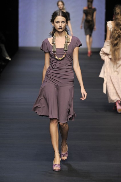 Mariella Burani 09ĸDƬ