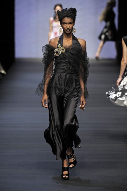 Mariella Burani 09ĸDƬ