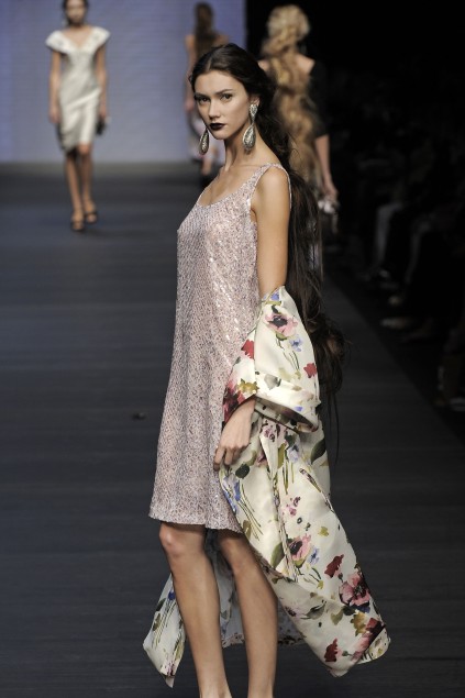 Mariella Burani 09ĸDƬ