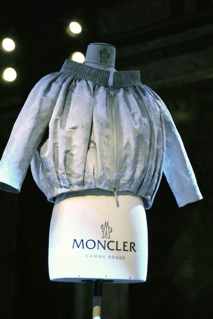 Moncler 09ĸDƬ
