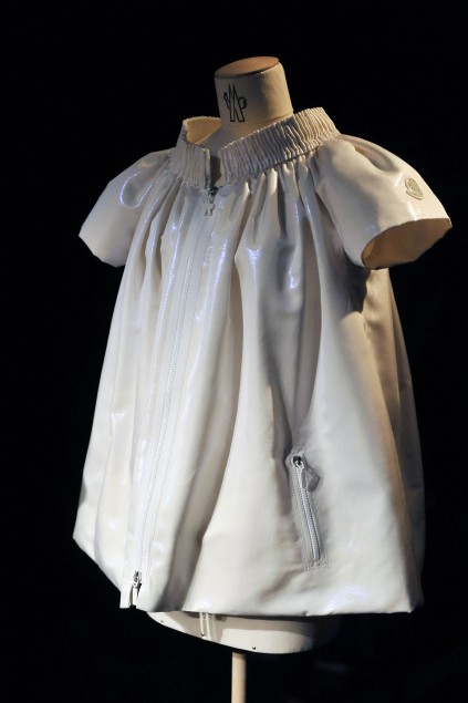Moncler 09ĸDƬ